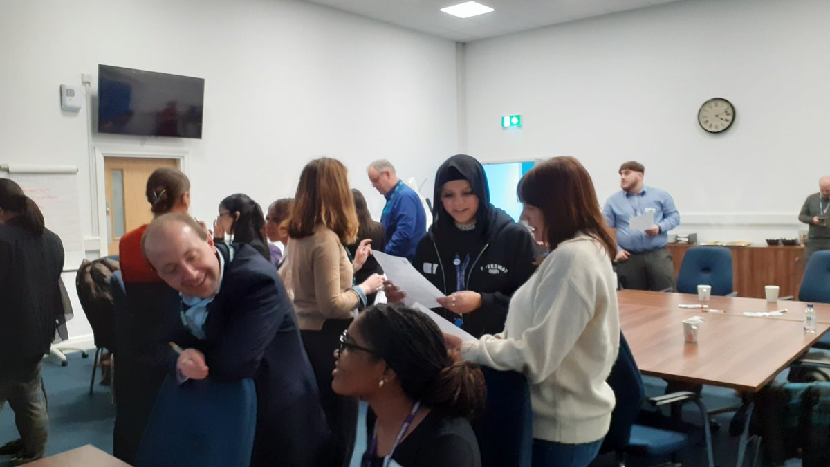sulbia's tweet photo. Thank you to all our amazing mentors who have given up their time for @OldhamCollege learners with @CareerReadyUK. Thank you to @BetteridgeMarie for organising everything https://t.co/qpNosE12MK