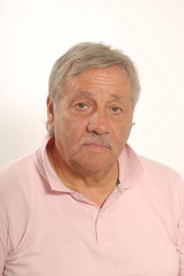 questuracz's tweet photo. Domani a Catanzaro cerimonia di dedica della sede Prov.le della FSP in memoria del Sovr. Capo P.S. Benito Scarfone, alla presenza del Capo della Polizia Vittorio Pisani e dell’On. Wanda Ferro. https://t.co/Z6oIqO9p8g
#essercisempre #poliziadistato #questuradicatanzaro https://t.co/sVnolD1kpO