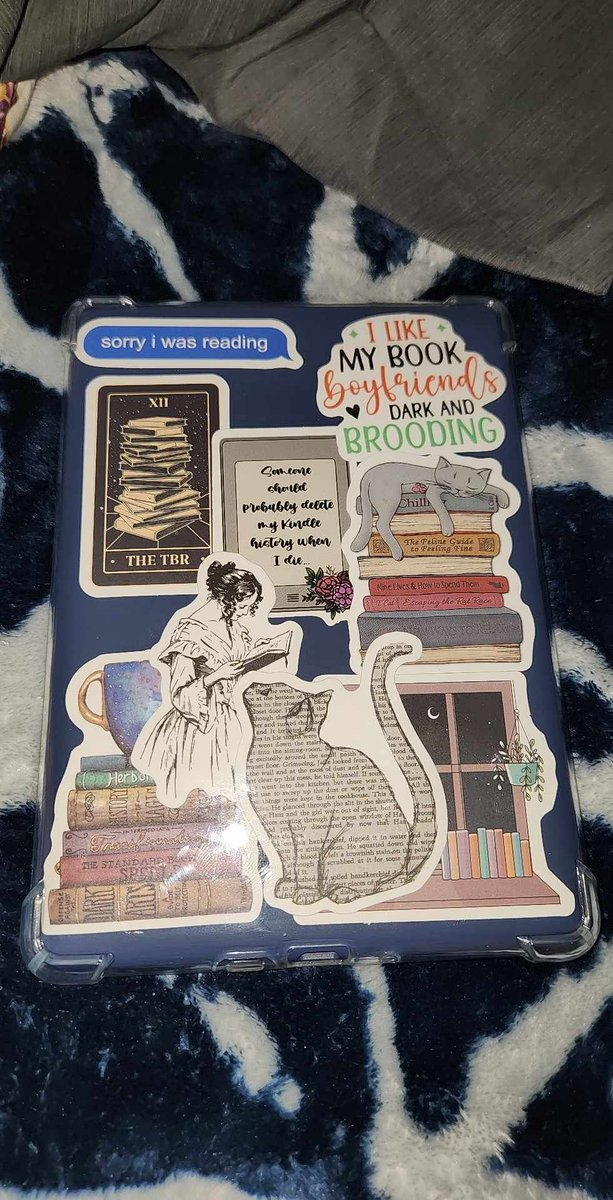 LunariiReads's tweet photo. Got some new stickers! ❤️ 

#kindle #stickers #booktwt https://t.co/MfhEwukH0D