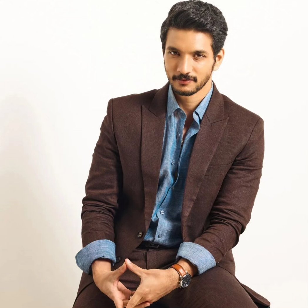 Sivakasi_GKFC's tweet photo. Navarasa illavarasan #Gautham_Karthik setting the style bar high in his latest photoshoot 

#11YearsofKadal
#11YearsOfGauthamKarthik
#11YearsOfGK 

@Gautham_Karthik https://t.co/OgmhbxRnG1