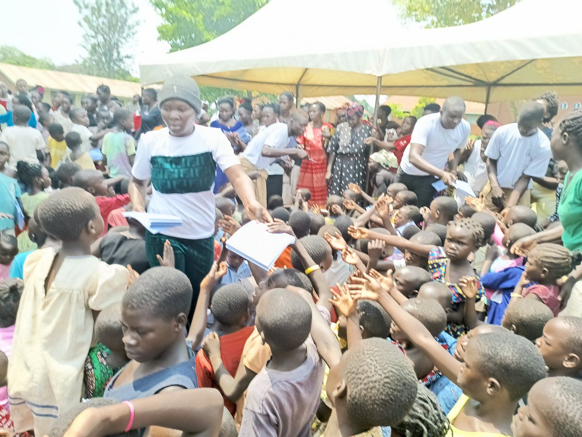 AYOWECCA UGANDA. tweet media