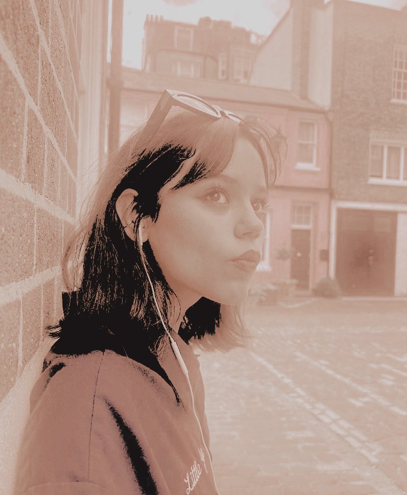 ᅠ 
 
then    — >    now. 

ᅠ