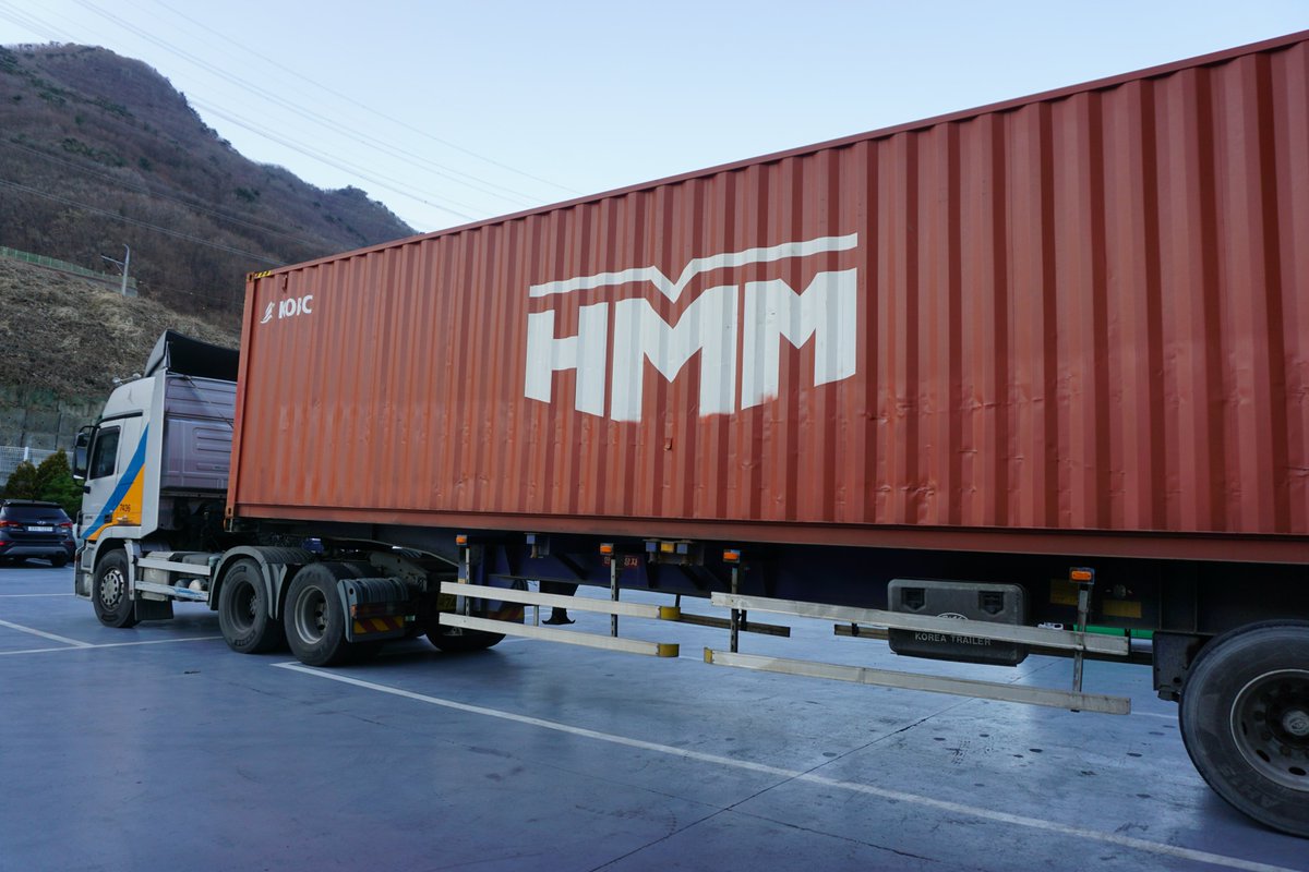 SJECorp's tweet image. Remove Ceramic Powder with Industrial Steam Cleaning Machine !

youtube.com/shorts/fLn2-la…

#powdercoatingprep #industrialpaintsurfaceprep #marinepaintsurfaceprep #steamcleaning #industrialsteamcleaning #optimasteamer #cleaningequipment #industrialsteamcleaningequipment