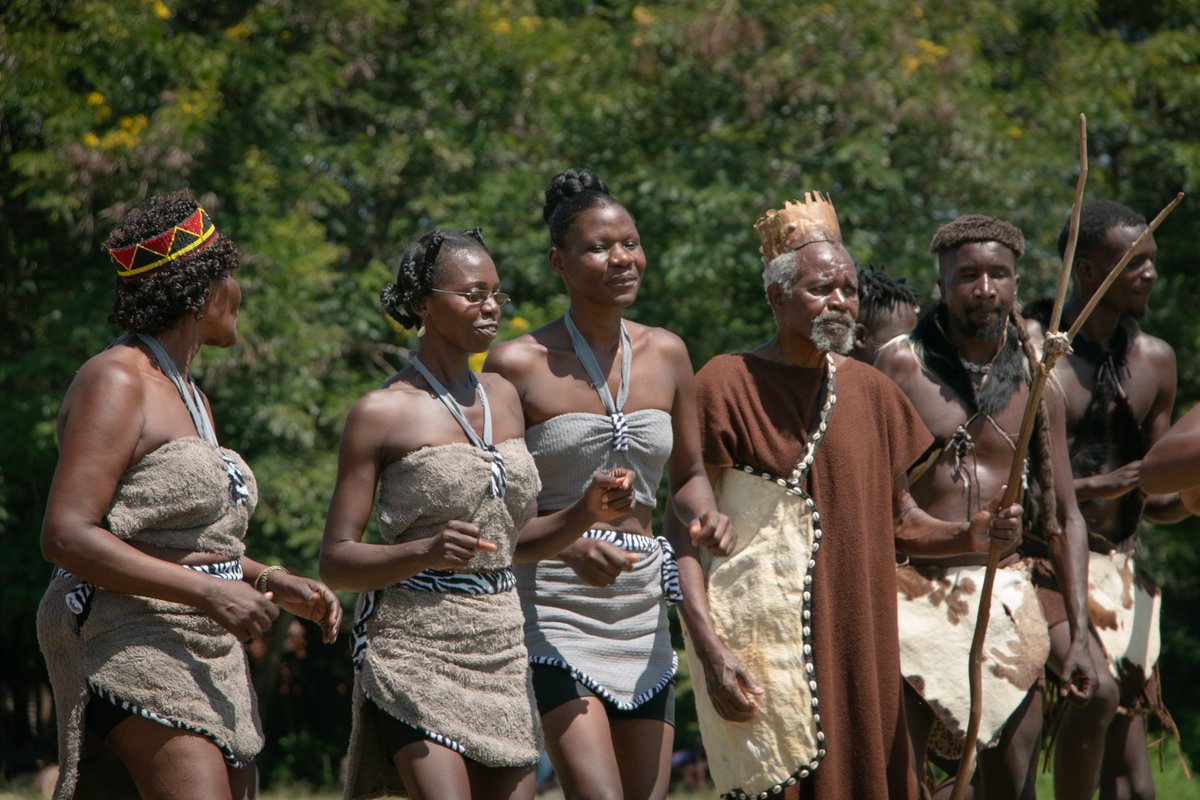 magicalkenya's tweet image. The Abasuba people are a heterogeneous Bantu group drawn from the Ganda people, Luhya people, and Soga who are mostly concentrated in Rusinga and Mfangano islands with small pockets in mainland Kenya.

Although their own language has been classified as endangered the Abasuba have…