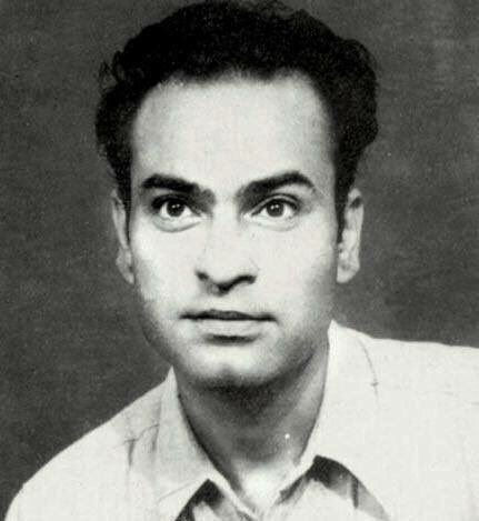 FilmHistoryPic's tweet photo. He worked as a tailor in Peshawar and participated in the freedom movement. He debuted at the age of 52 &amp; featured in 200+ films.

AK Hangal born on this day. https://t.co/1IzVef7pTP