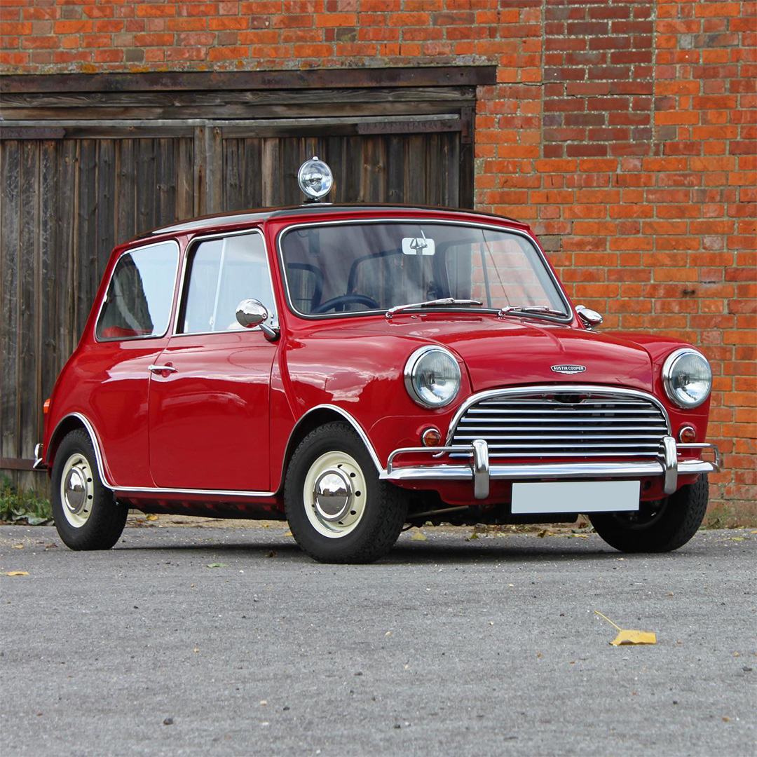 MINImexico's tweet image. Para los que piensan que el amor a primera vista es solo un mito. ¿Listos para cambiar de opinión? 👀❤️​

📸: bingothemini (IG).​
​
#MiniClassic #BIGLOVE #MINIMexico