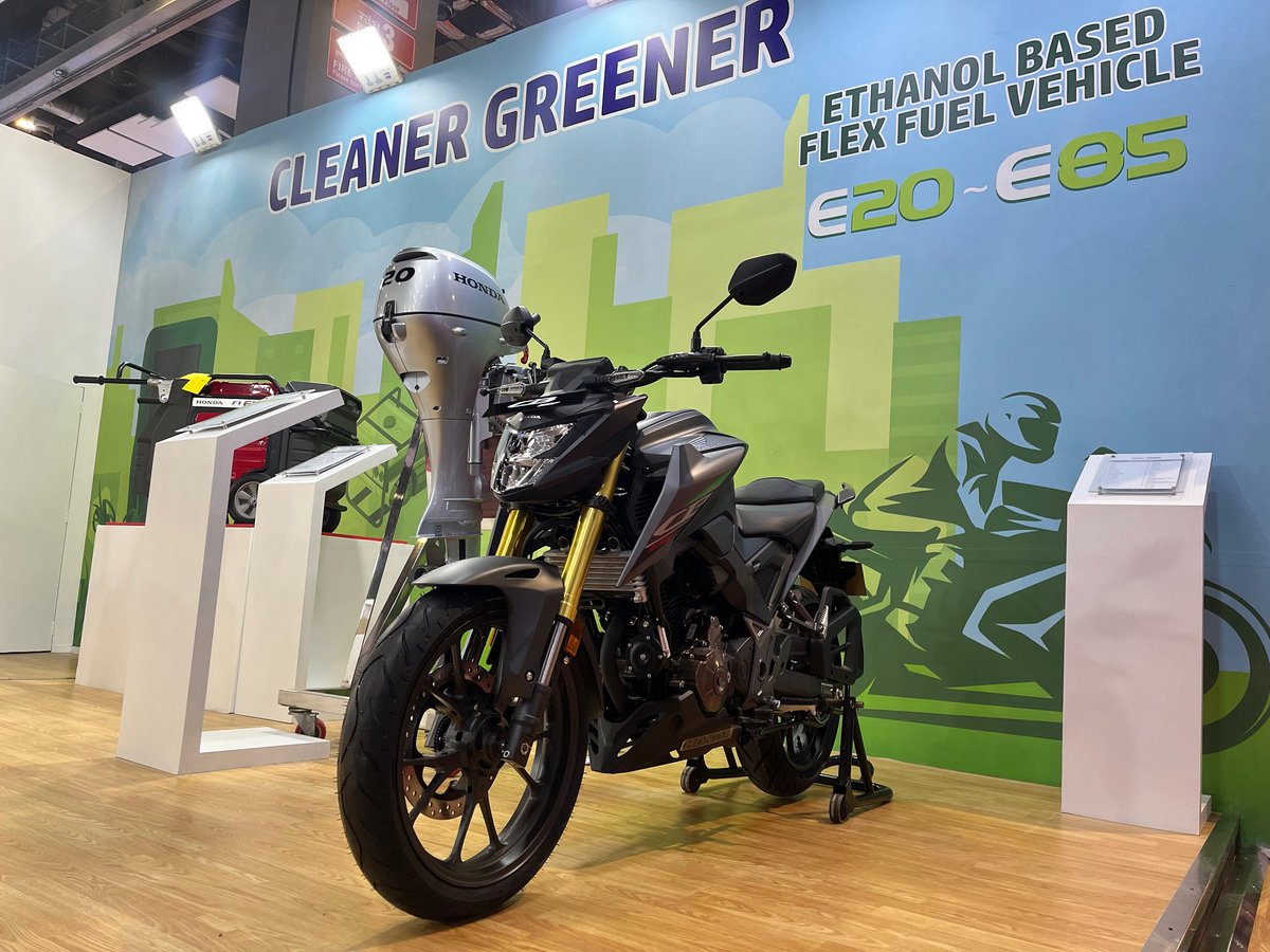 shiftbysuvasit's tweet photo. Honda India Group of Companies showcases technological excellence at the Bharat Mobility Global Expo 2024. 

@HondaCarIndia @honda2wheelerin @honda #bharatmobility #bharatmobilityglobalexpo2024 #BharatMobilityShow https://t.co/t0cDEsMzdr