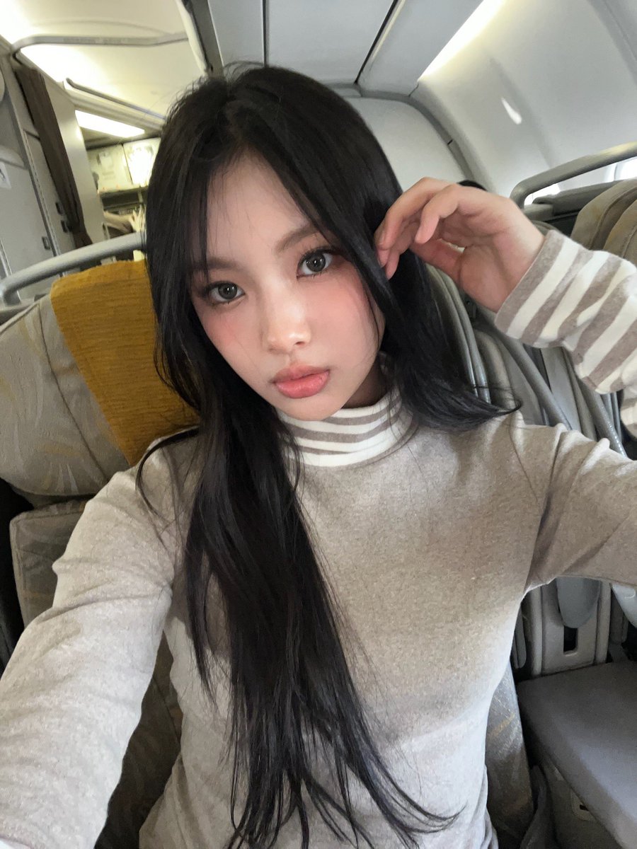 NewJeans Loops tweet media