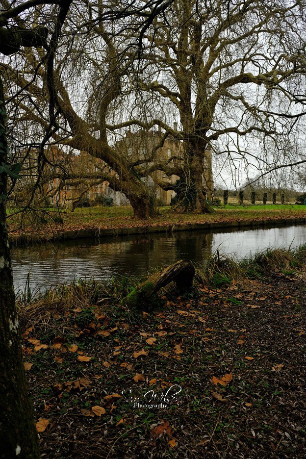 Grey day but I had a lovely peaceful couple of hours at Mottisfont yesterday morning #NationalTrust #historicbuildings #gardens