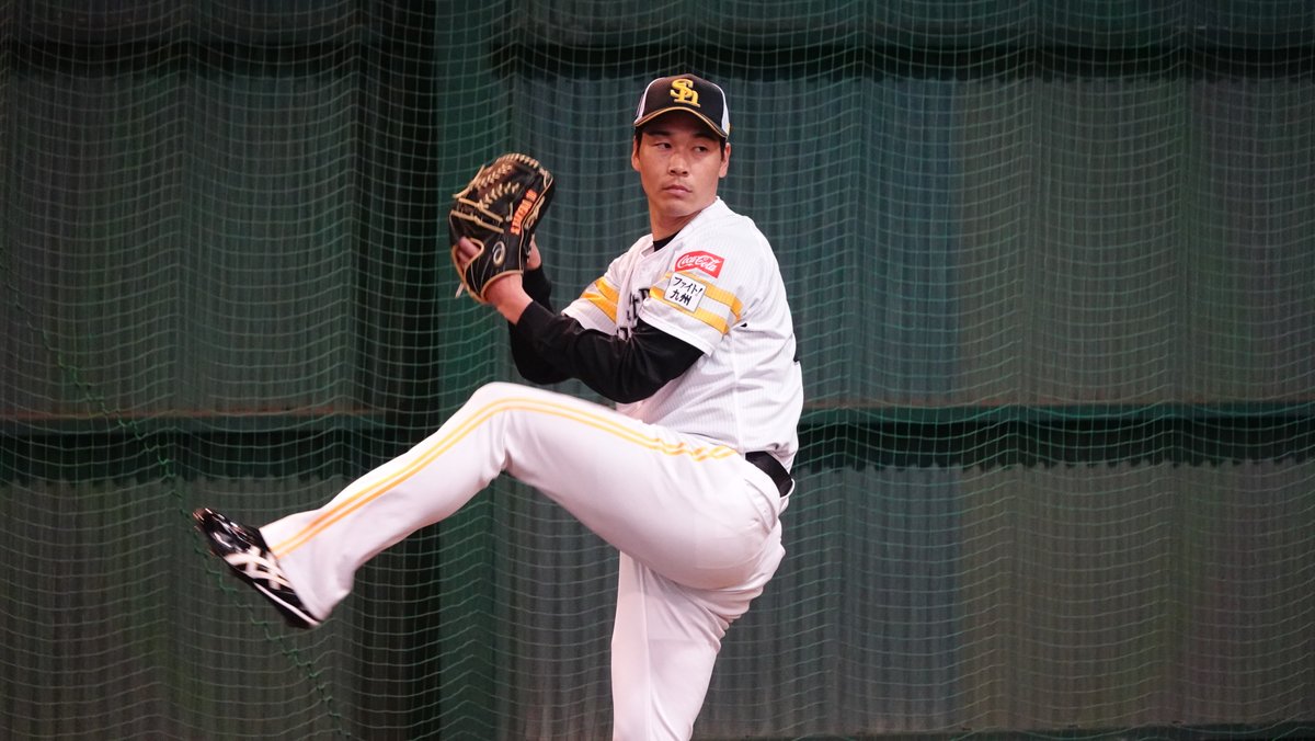 takafullc2's tweet photo. 【ブルペン入り】
投手陣は初日から続々とブルペン入り！

競争となるキャンプ、選手から熱気を感じました🔥

#sbhawks #鷹フル #東浜巨 #武田翔太 #尾形崇斗 #木村光 https://t.co/G4kdxJFvD5