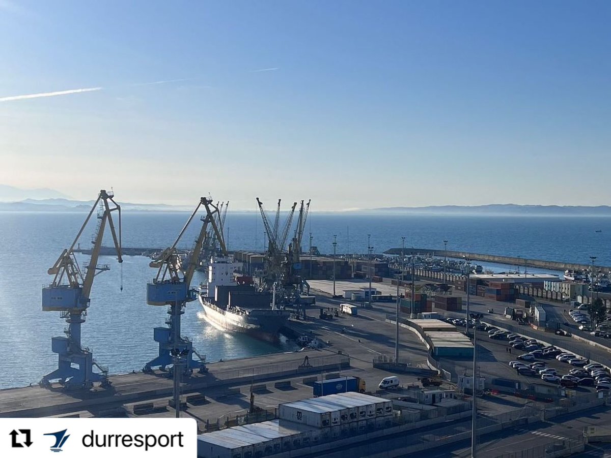 DurresPort's tweet photo. 🗓️Hello February! Wishing you a fantastic month ahead! 🌊☀️⚓️⛴️🏗️
#Maritime🇦🇱⚓️🚢 #portcity #logistics
#shipping #cargo #portainers #cranes
#waterfront #harbour #newmonth📸 https://t.co/x5ObzWh1QE