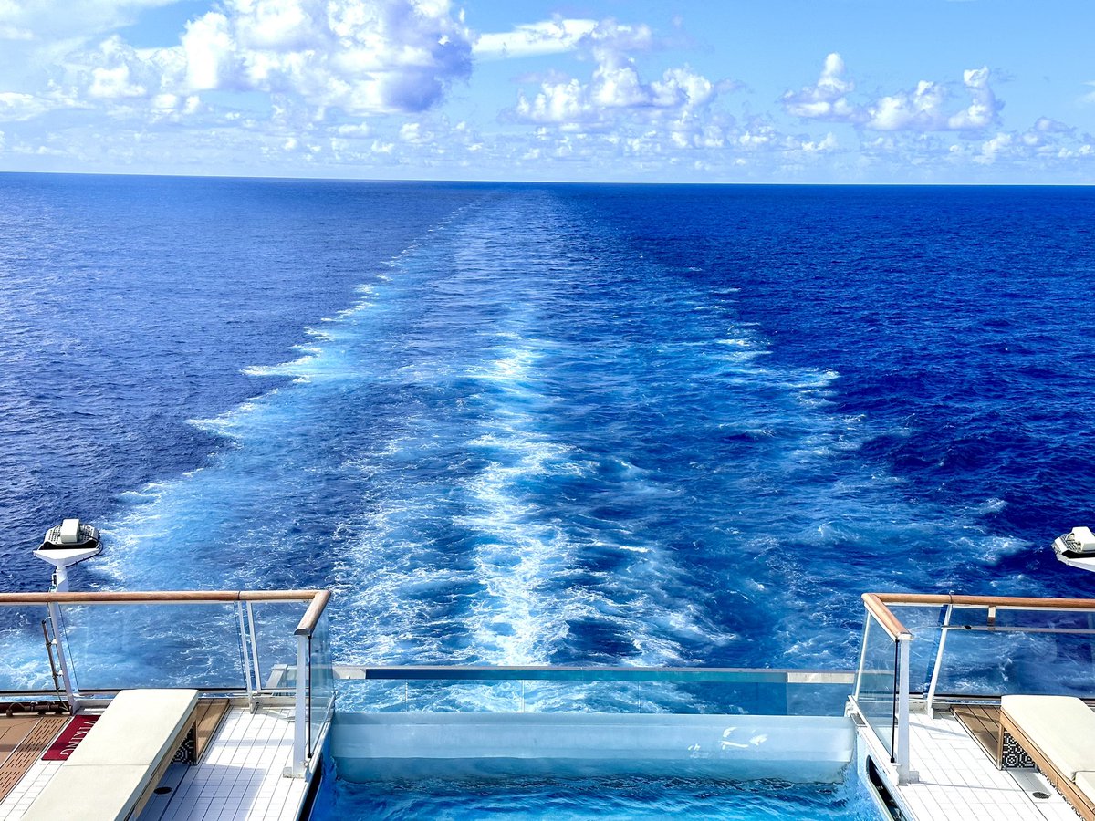 sheiladavies_'s tweet photo. Making waves cruising into the new month π βοΈ
Where will your cruise dreams take you?
πΈ sailing on the beautiful #VikingStar in 2023 donβt you just love a wake view?
#infinitypool #sailawaywithme
#memories
#myvikingstory
#wakeview
#Vikingcruisesβ¨#Cruising #waves https://t.co/UCzZhvj8SM