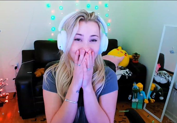 Watch MyFreeCams.com 🌴💚's leaked NSFW photo on TwXstars