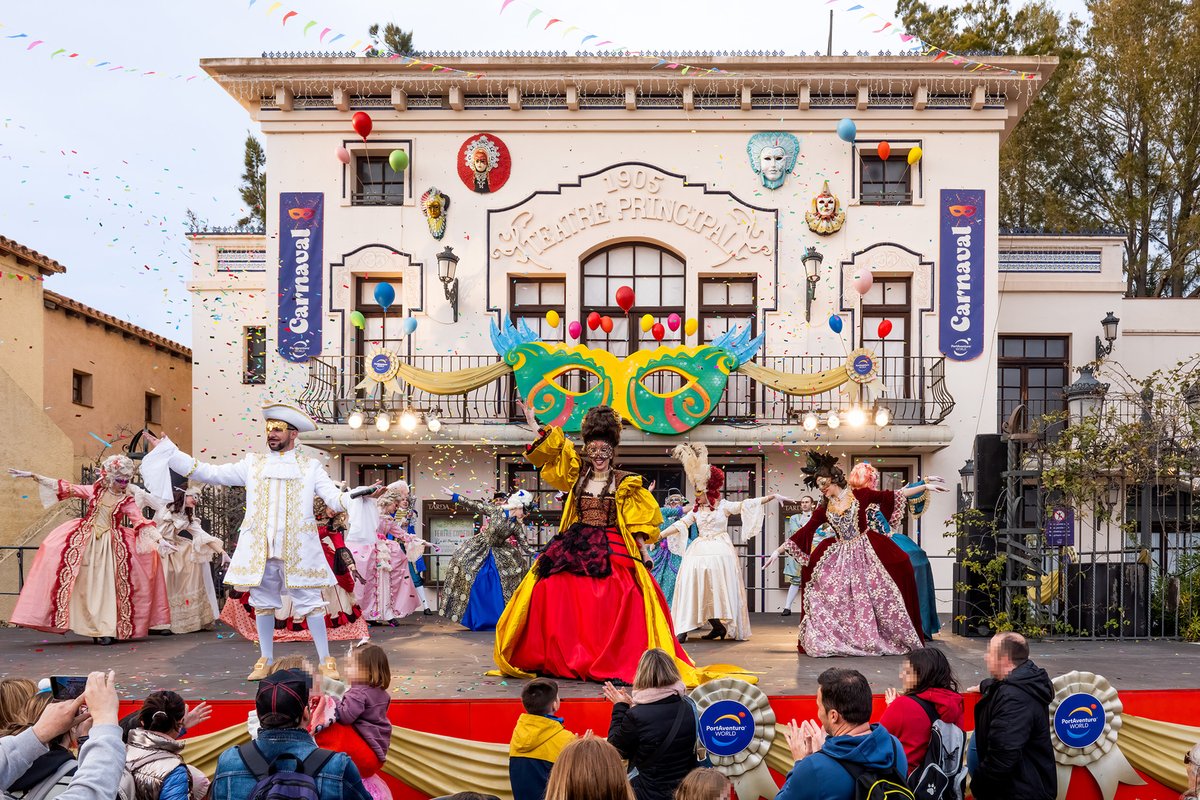 costadauradatur's tweet photo. 🎉 Voleu celebrar un Carnaval inoblidable? El trobareu a #PortAventuraWorld del 9 de febrer al 17 de març. Veniu a gaudir dels ritmes de la samba 🎶 i l'elegància veneciana 🎭 sense oblidar les millors atraccions! 🎢
📸 @portaventura_es
#CostaDaurada #MadetoRemember https://t.co/QHs54kisQu