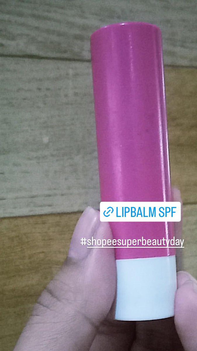 occaRIE's tweet photo. #lipproduct
#shopeesuperbeautyday 

Link #lipbalm  :  https://t.co/9Zovj4znXb

Link #baseombre  :   https://t.co/jRjvEmqo8x

Link #liptint  :  https://t.co/pMsjDNOJ60

Link #lipcream ringan di bibir  :  https://t.co/ZZ2pNdWKgM https://t.co/tLI0TSEUQn