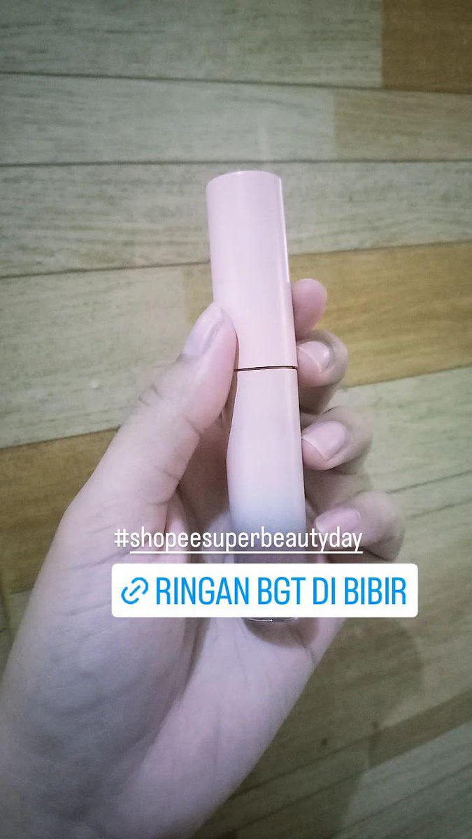 occaRIE's tweet photo. #lipproduct
#shopeesuperbeautyday 

Link #lipbalm  :  https://t.co/9Zovj4znXb

Link #baseombre  :   https://t.co/jRjvEmqo8x

Link #liptint  :  https://t.co/pMsjDNOJ60

Link #lipcream ringan di bibir  :  https://t.co/ZZ2pNdWKgM https://t.co/tLI0TSEUQn