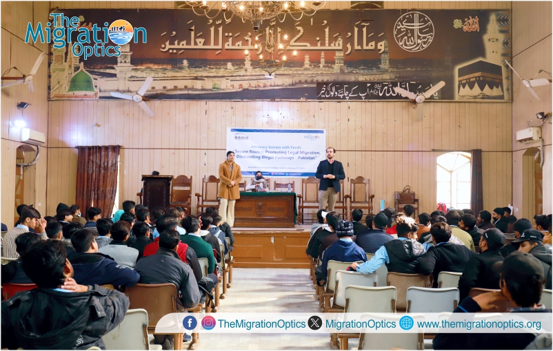 MigrationOptics's tweet image. An Advocacy Session with #youth was held by @SSDOPakistan at Government Murray Graduate College, Sialkot about &quot;Secure Routes: Promoting Legal Migration, Dismantling Illegal Pathways-Pakistan #migration #regularmigration #Irregularmigration @UNmigration @usembislamabad