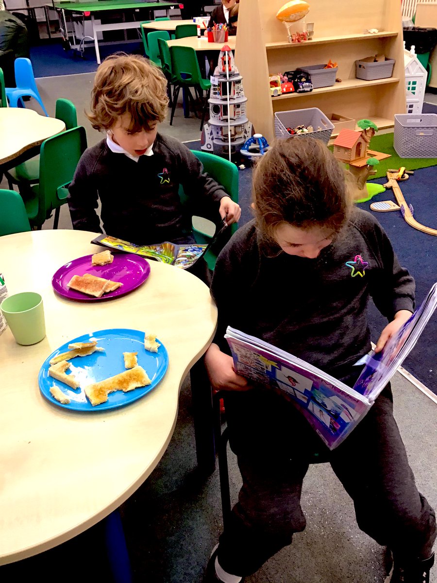 TSPClubhouse's tweet photo. What a relaxing way to start the day! #readingforpleasure  #lovinglifeinclub #enjoy💙 https://t.co/zQiPEE3A1B
