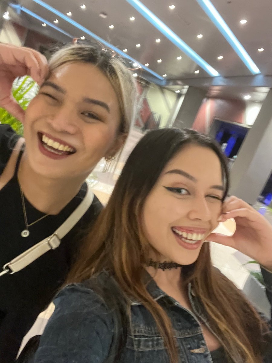 Saw #GGTheMovie last night at the GG community block screening! 👾

Loved seeing the cameos of so many industry friends in the movie! It made it all feel so real and I related to it on so many levels + the jokes were SO on point HAHA

Congratulations everyone! 🥳💖 PH ESPORTS WOO