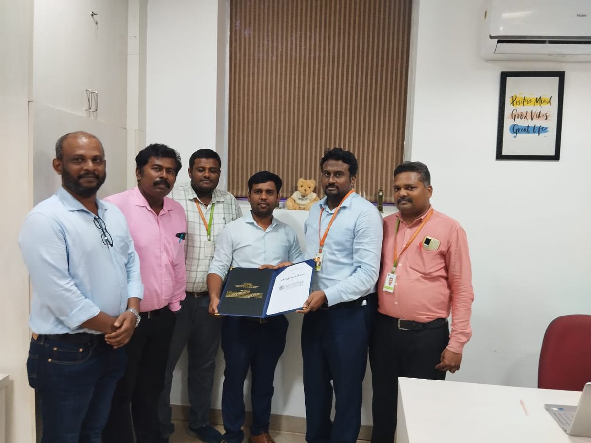 SSEAPMlearning's tweet image. The Department of Applied Machine Learning signed on 08-01-2024 a MoU with Digisailor Company. Thanks to Dr Ramesh sir for the MoU arrangement.
Thank you