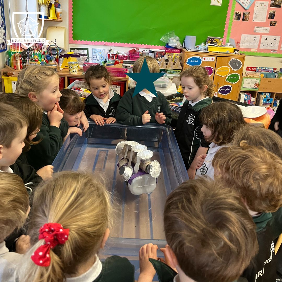 Brackenfield128's tweet photo. Reception have actively engaged with STEM week this week by participating in a variety of different activities ⛵. Today's science activity involved working in teams to create boats that would hold a family of bears.

Well done Reception for your excellent teamwork skills 😊. https://t.co/Assz15mJZO