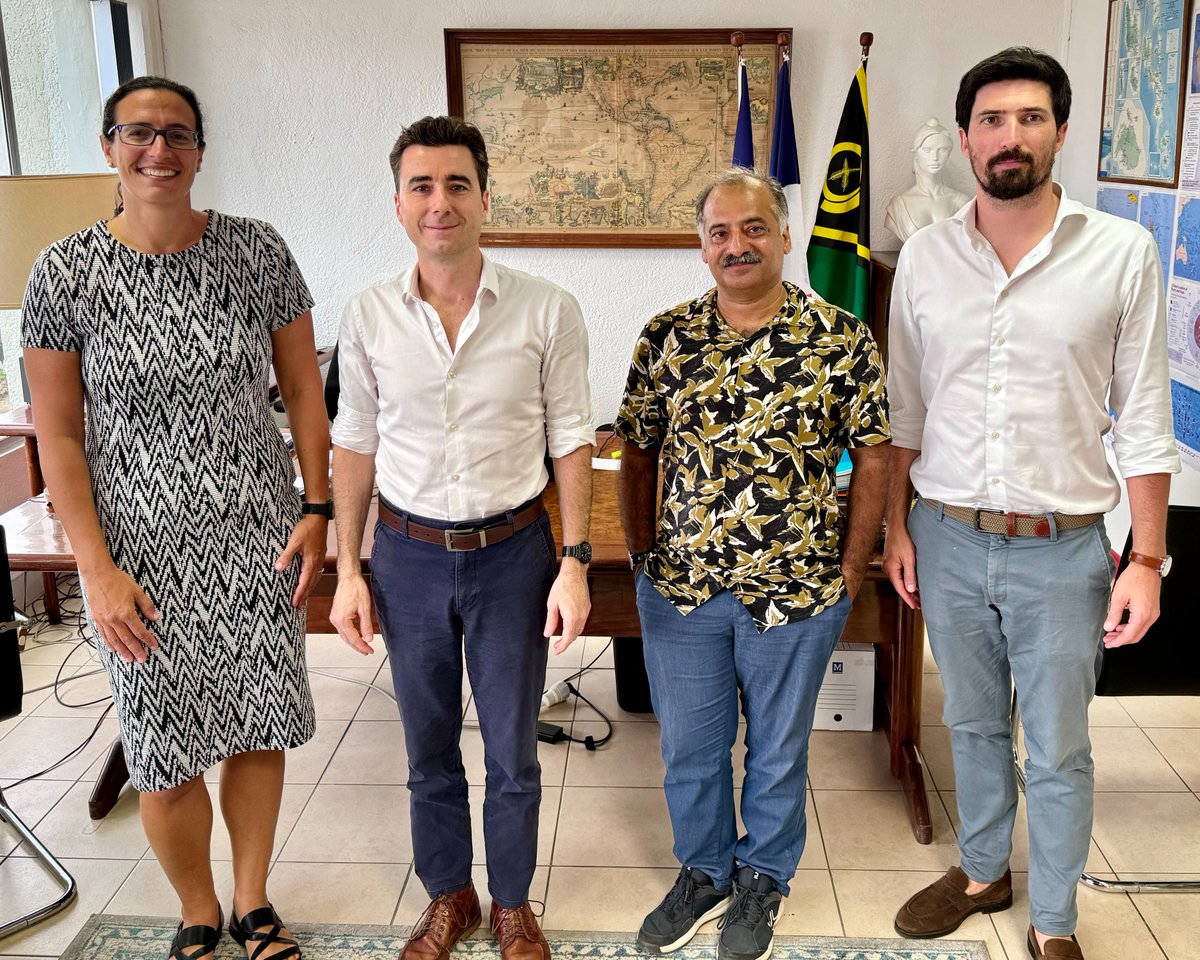 Very pleased to welcome back <a href="/KSyngellakis/">Katerina Syngellakis</a>, Regional Director <a href="/gggi_hq/">GGGI</a> and its representative in Vanuatu <a href="/ali_thar9380/">Alee Shaikh</a>. GGGI is an important partner of <a href="/AFD_en/">AFD_en 🇫🇷 🇪🇺</a> in the Pacific. Together, they have worked on Vanuatu's low-carbon strategy.