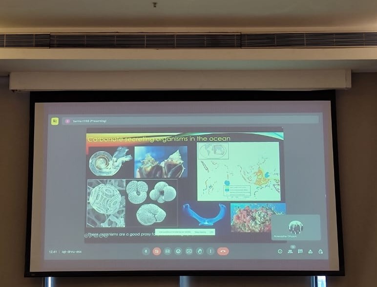 BhadPunyasloke's tweet photo. #VVSS Sarma highlighted the atmospheric pollution component on shoaling of aragonite saturation horizon in the Indian Ocean as part of the international meeting on #oceanacidification in Kolkata @CSIRNIOGoa @SAROA_Hub @goa_on @OARSOceanDecade https://t.co/fcUtWPxZFt