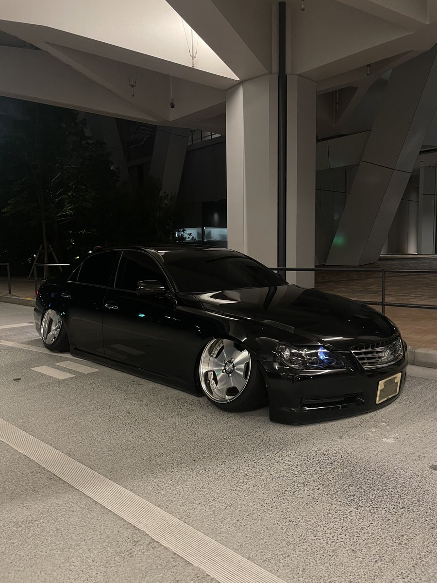 #俺のカッケェマークX
ちょっと車高短恋しくなってきました。