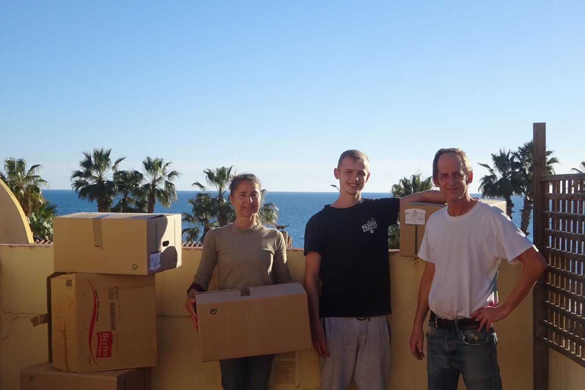 Fröhliches Vogelgezwitscher über uns