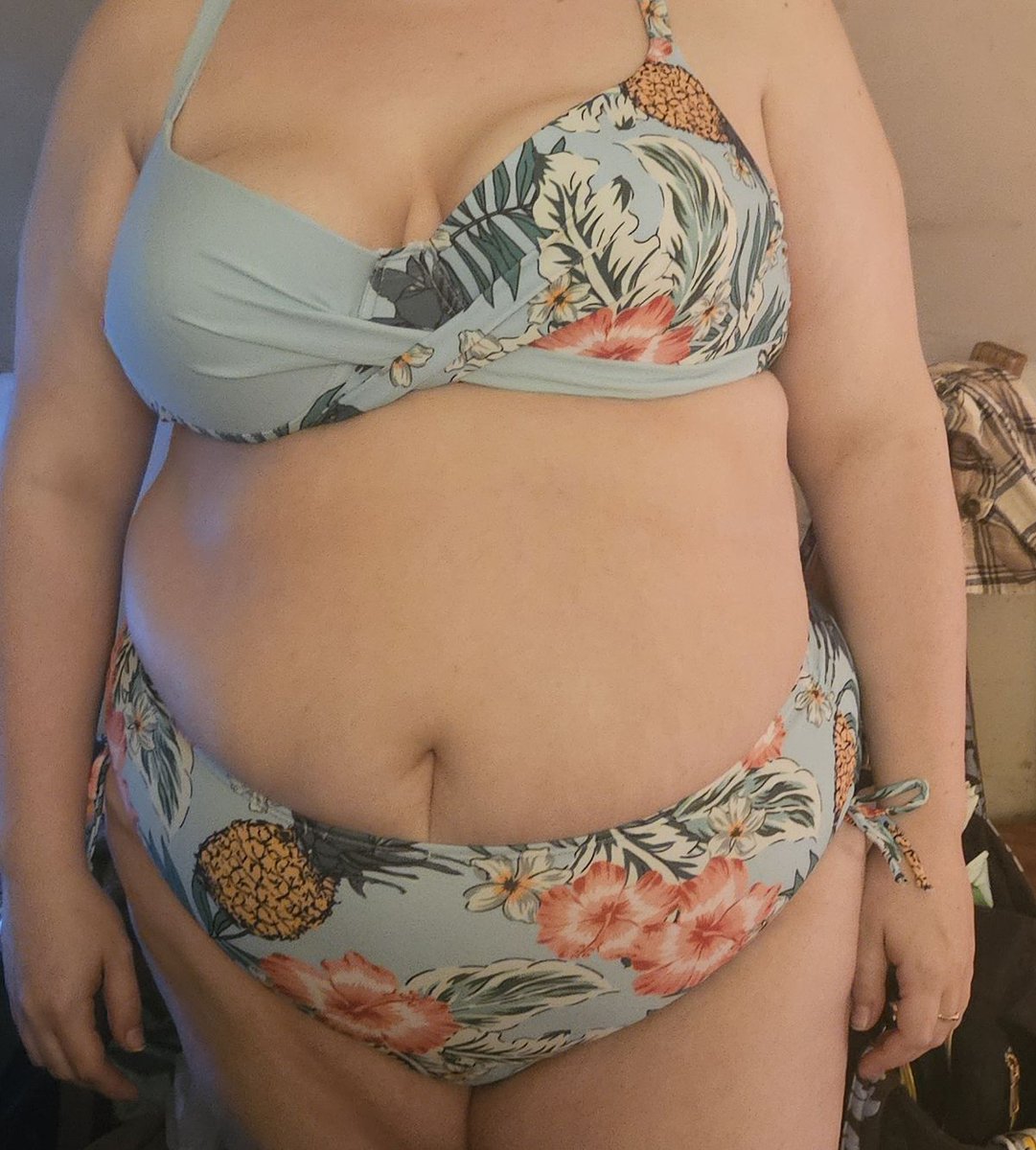bbwprincess023's tweet photo. The first 5 bbc that dm me get to see me strip for them 
#sharedwife #NSFW #bbc #bigtits #bbw #pawg https://t.co/8pUKsPNC2E
