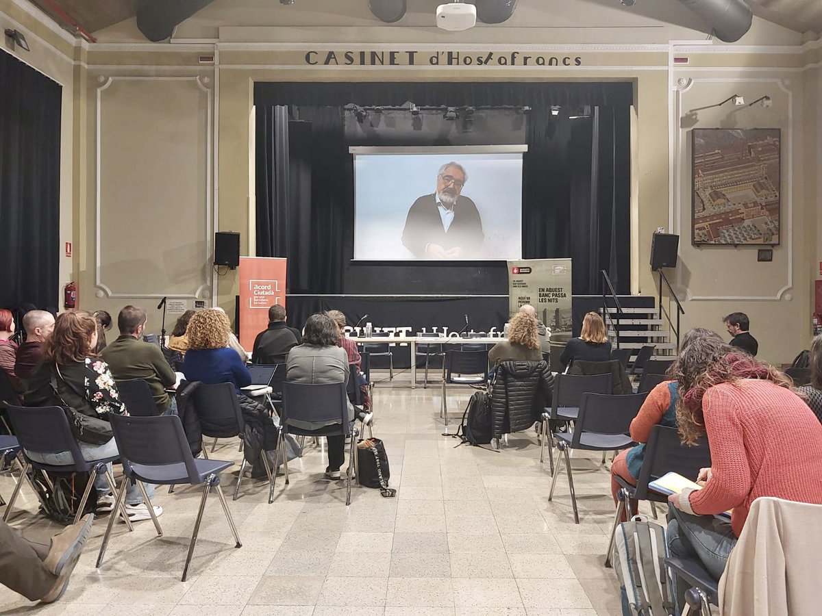 Avui, al <a href="/CotxeresCasinet/">Casinet-Cotxeres</a>, les primeres Jornades Diagnosi i Futur del Recompte de <a href="/xapsllb/">XAPSLL</a>. 

#sensellarisme #acciósocial #habitatgedigne