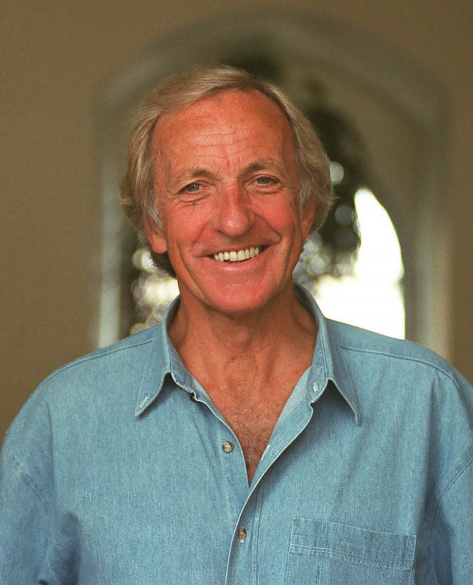 John Pilger (@johnpilger) on Twitter photo The family of John Pilger would like to thank everyone for their kind messages in the weeks since his death. It has been a great comfort to receive thousands from around the world. We will now endeavour to honour his legacy and keep his life's work and his memory alive. The family of John Pilger would like to thank everyone for their kind messages in the weeks since his death. It has been a great comfort to receive thousands from around the world. We will now endeavour to honour his legacy and keep his life's work and his memory alive.