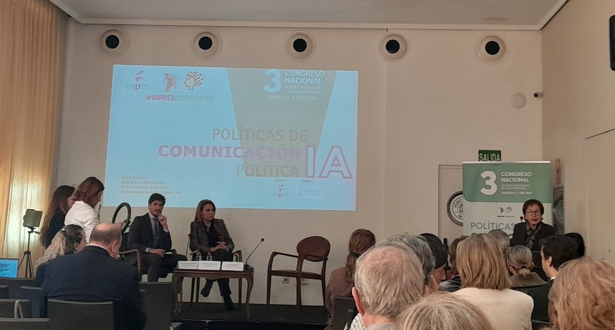 En el Congreso sobre comunicación política y retos de la IA de @mujerperiodista con grandes expertos debatiendo sobre credibilidad, accesibilidad a la información, polarización... #MPM3CONGRESO en @AteneoValencia