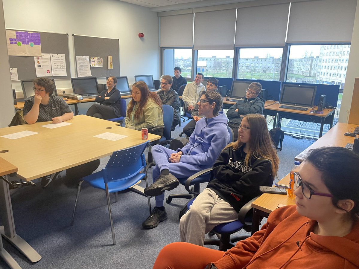 SLCek's tweet image. We love when our former students return to share their success since finishing their course. 🌟
Sean, a former Nat 4 #SkillsForEmployment student, gave a wonderful presentation to 2 classes of current students about his journey.
Congratulations, Sean! 👏
#SLCSuccess