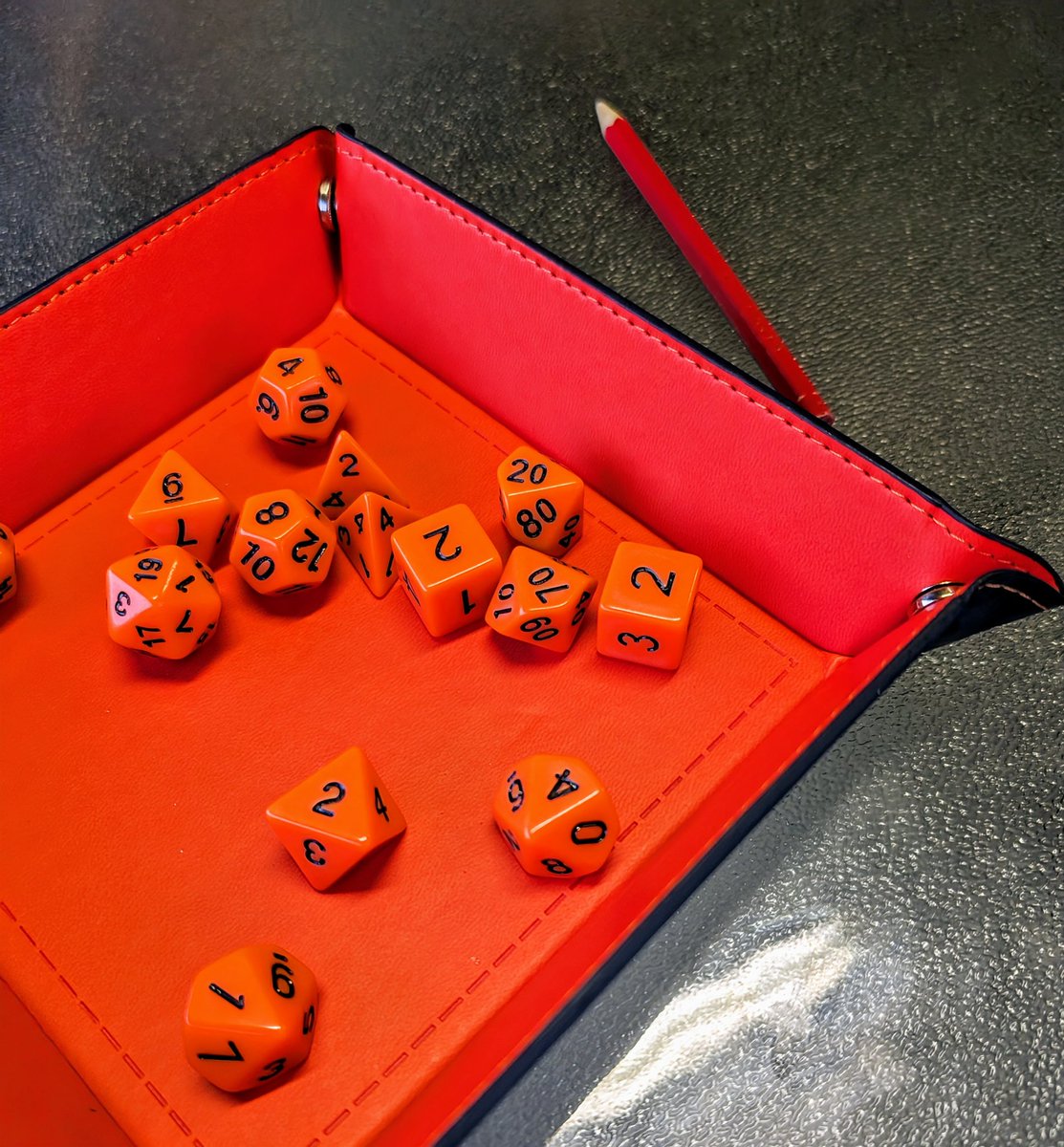 perilplanet's tweet photo. Games night! #rpgtime #roleplaying #Dice https://t.co/12dRMlTUSH