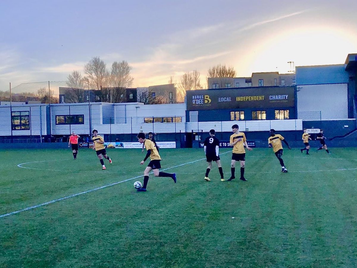 Another strong win for our Senior Football team on Tuesday in the Independent Schools League vs <a href="/AlbynPE/">Albyn School PE and Sport</a>, seeing them through to the knock out stages. Well played everyone! 👏
#rgcsport <a href="/robertgordons/">Robert Gordon's College</a> <a href="/robin_macp/">Robin Macpherson FRSA 🧡</a> <a href="/RossMcNeil92/">Ross McNeil</a> <a href="/cak13/">Clare Smith</a>