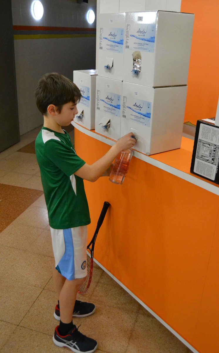 XXI Vasco Navarro de Squash

<a href="/BasqueWater/">Alzola</a> directa a las pistas de <a href="/ADSanJuanDKE/">AD San Juan</a> desde el manantial.

Gran formato para una gran hidratación.
#ATopeDeWater