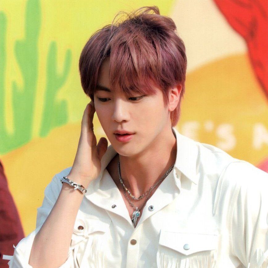 iauroram's tweet photo. برای بالا بردن ارزش تجاری جین
ریپ+ریت بزنید

For방탄소년단진jin #방탄소년단진 #진 #BTSJIN #JIN https://t.co/2Ssqsg9uAJ