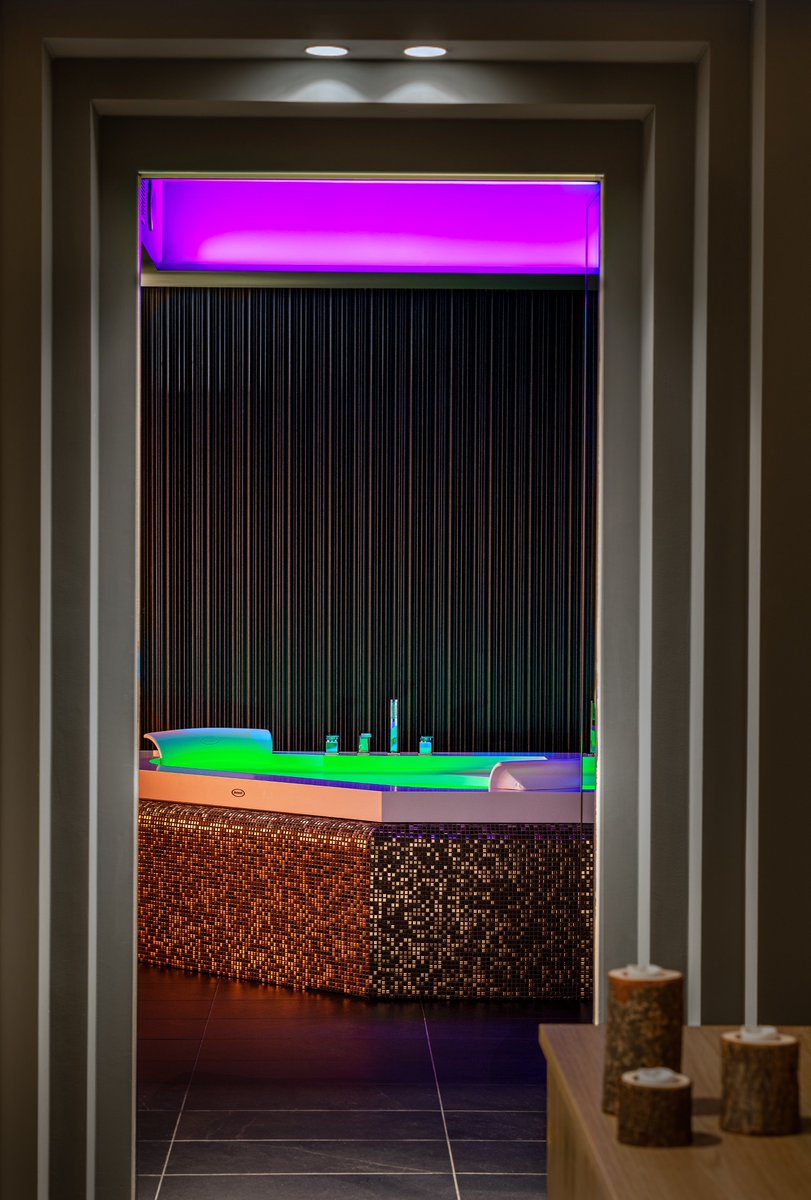 JacuzziEurope's tweet photo. Which Jacuzzi® escape would you choose? - #1, #2, #3, or #4?

#ViViCenter

https://t.co/c7ZjxRDsWZ

#JacuzziBrand #JacuzziSensationalWellness #JacuzziHotTubs #Relaxation #Wellness https://t.co/pI0EWHSz6z