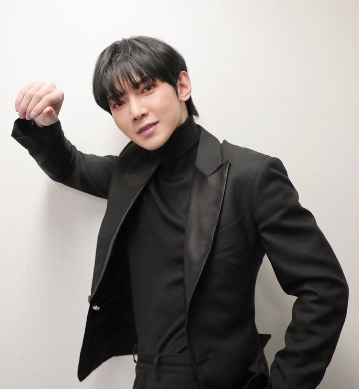 choco_ffe's tweet image. Instead of a thousand words
#YEOSANGisDoberman