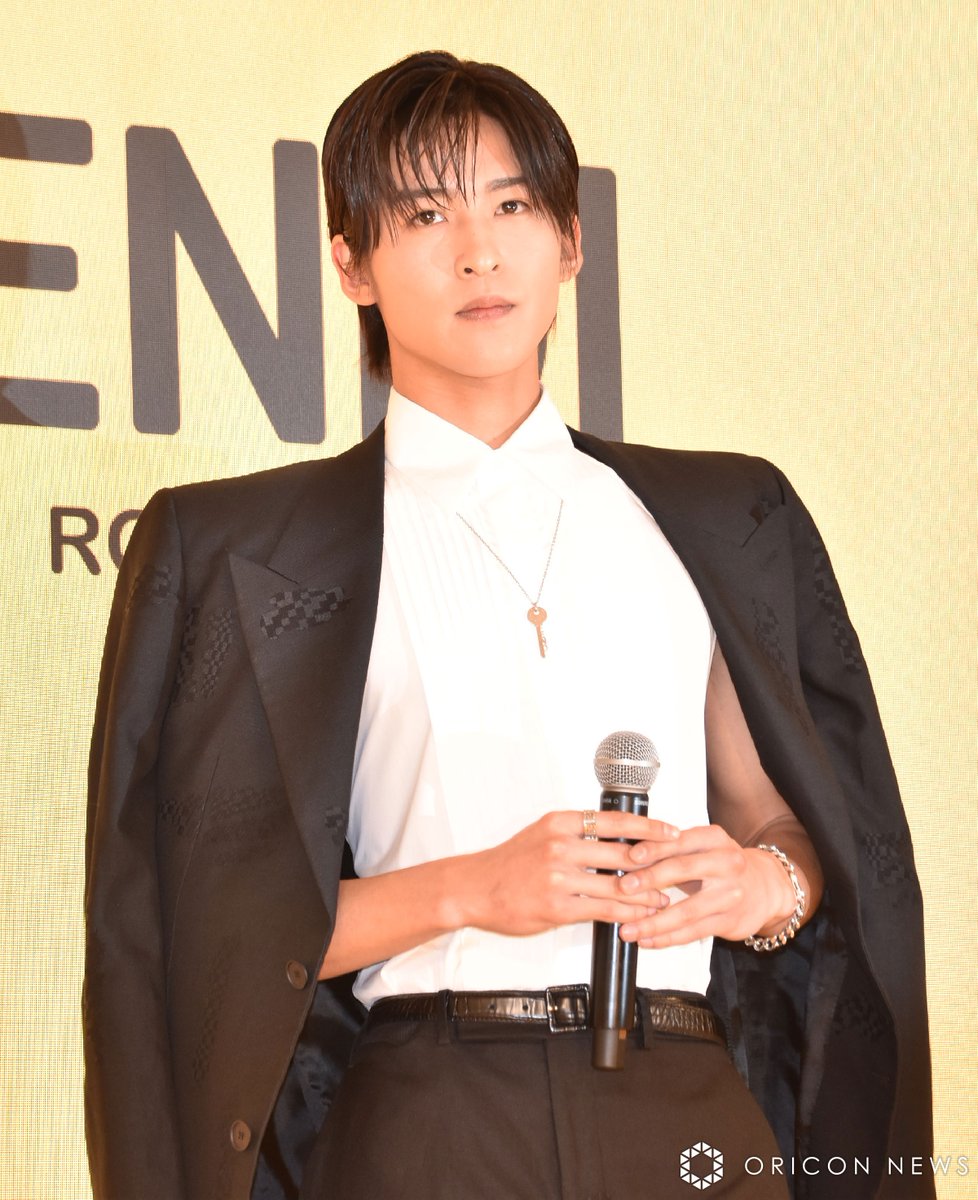 Snow Man目黒蓮『フェンディ』から サプライズで誕生日プレゼント