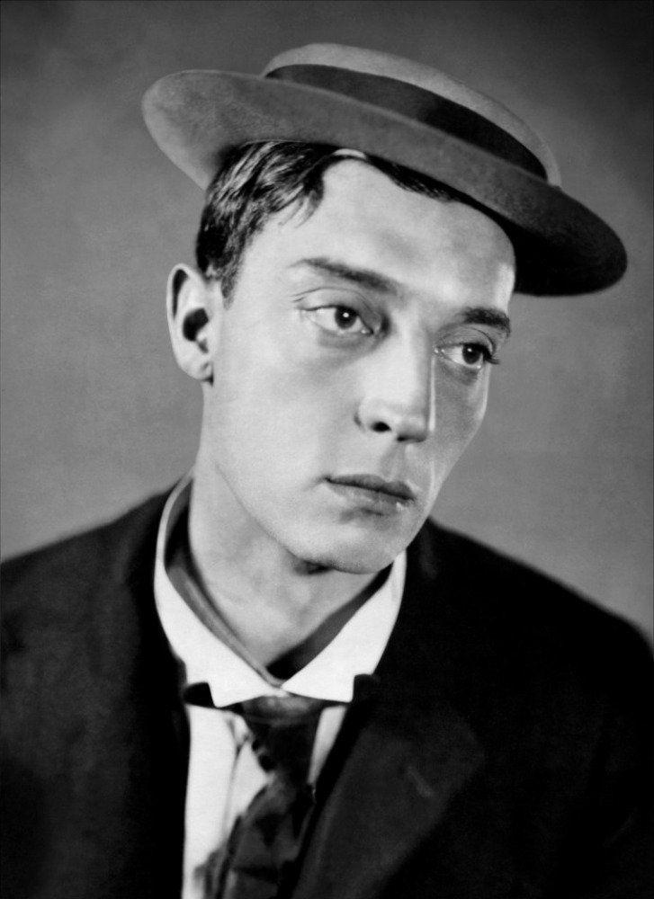 David__Senabre's tweet photo. #Efemérides #TalDíaComoHoy #OnthisDay #DOTD #Cinematography #Actor #Filmmaker #BusterKeaton

Hilo de 26 partes.

1966.

Hoy, 1 de febrero, falleció Joseph Francis Keaton IV, BUSTER KEATON (n. 1895), actor, guionista y director de cine mudo cómico. https://t.co/LKuVJuTgh1