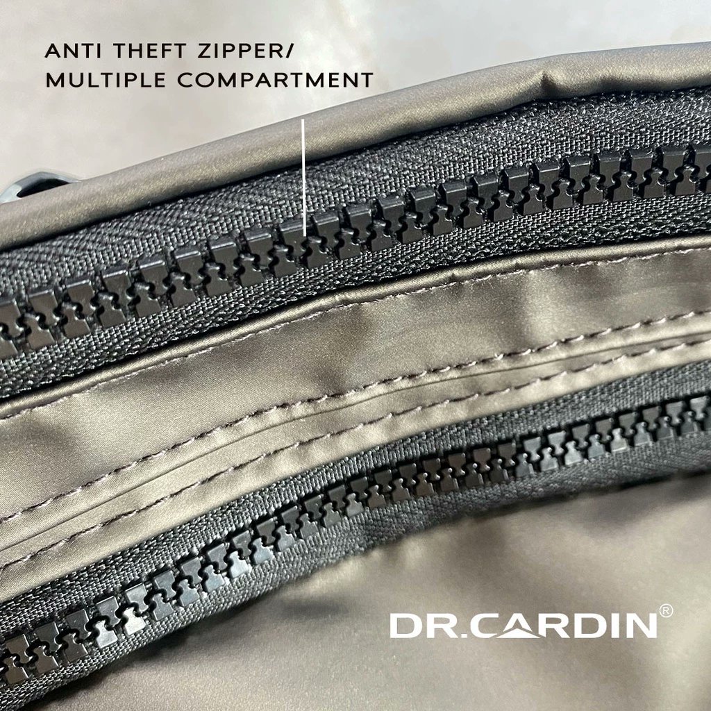 nclnnae's tweet photo. V day nak dekat dahkan, jadi this is your sign untuk hadiahkan your man waist pouch bag from Dr Cardin 👍🤩

I dapat harga RM24 je tau from RM89 np!! Asyik kita je nak bunga this time vice versa pula 😭🤣 https://t.co/ISDBk4Xa8i