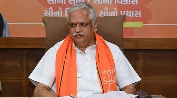 ManilalParmar's tweet photo. भारतीय जनता पार्टी के राष्ट्रीय संगठन महामंत्री आदरणीय श्री @blsanthosh जी को जन्मदिन की हार्दिक शुभकामनाएं।

ईश्वर से आपके उत्तम ���्वास्थ्य और सुदीर्घ जीवन की कामना करता हूँ। https://t.co/NZbKMptO0v