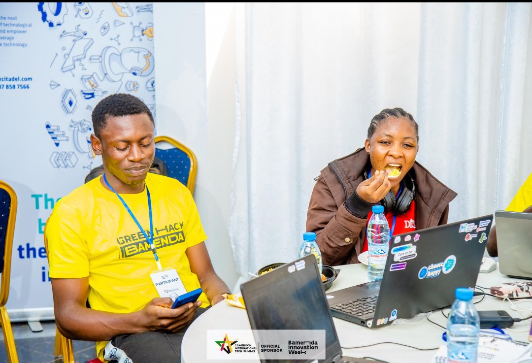 WunjahA's tweet photo. That one person that is always caught unfresh during events, meeeee๐ช๐๐.
Anyways havkerthon na chop ๐
#bamendainnovationweek
#greenhack https://t.co/ivjVNaFvif