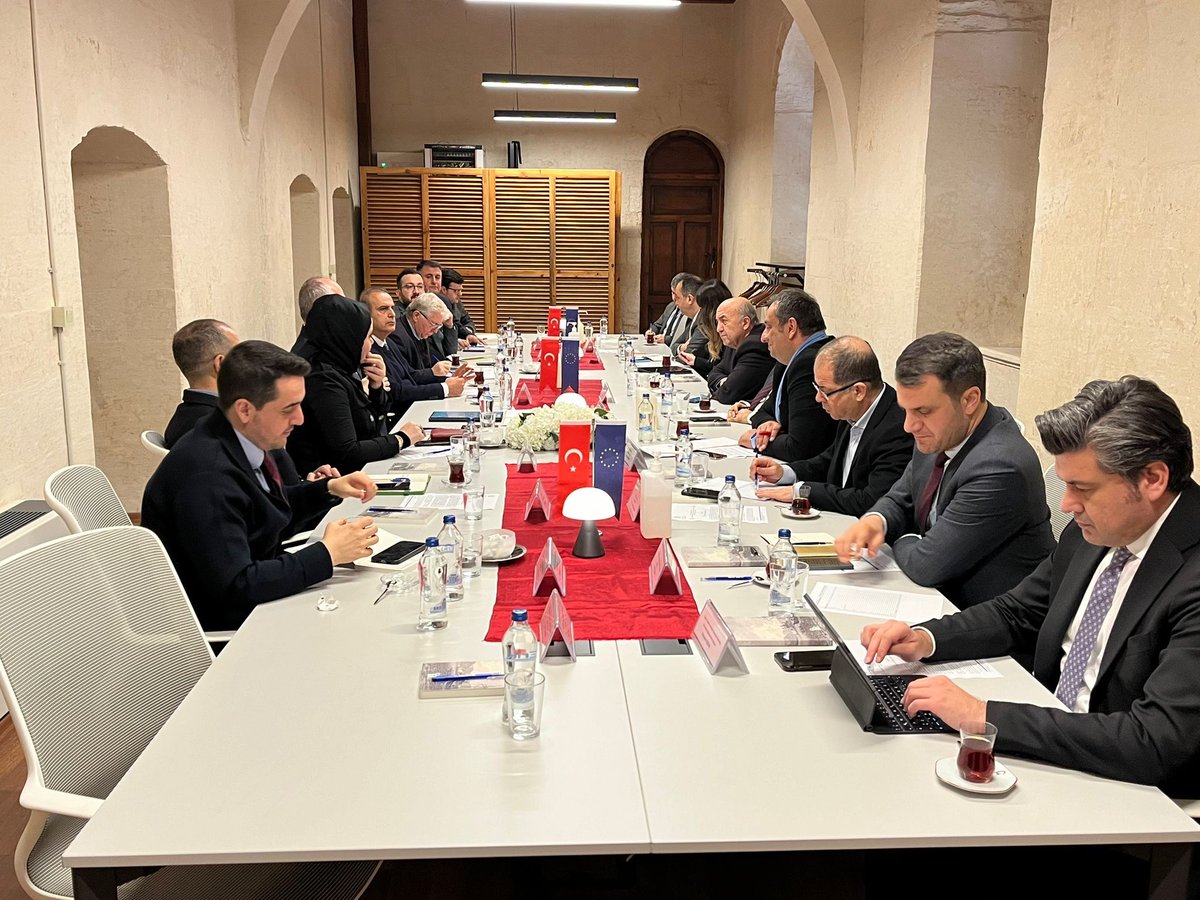 1️⃣ Önemli bir hazırlığın arifesindeyiz.
Uluslararası Öğrenci Bilimler Kongresi’nin Gaziantep’te toplanması için; Gazi Kültür ev sahipliğinde 
YTB Başkanlığı, 
Gaziantep, SANKO, İslâm Bilim ve Teknoloji, Hasan Kalyoncu Üniversitelerinin Genel Sekreterleri,…