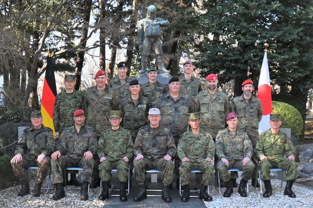 🇩🇪🇯🇵独陸軍司令部作戦局長の第1空挺団訪問】 #第1空挺団 は、2
