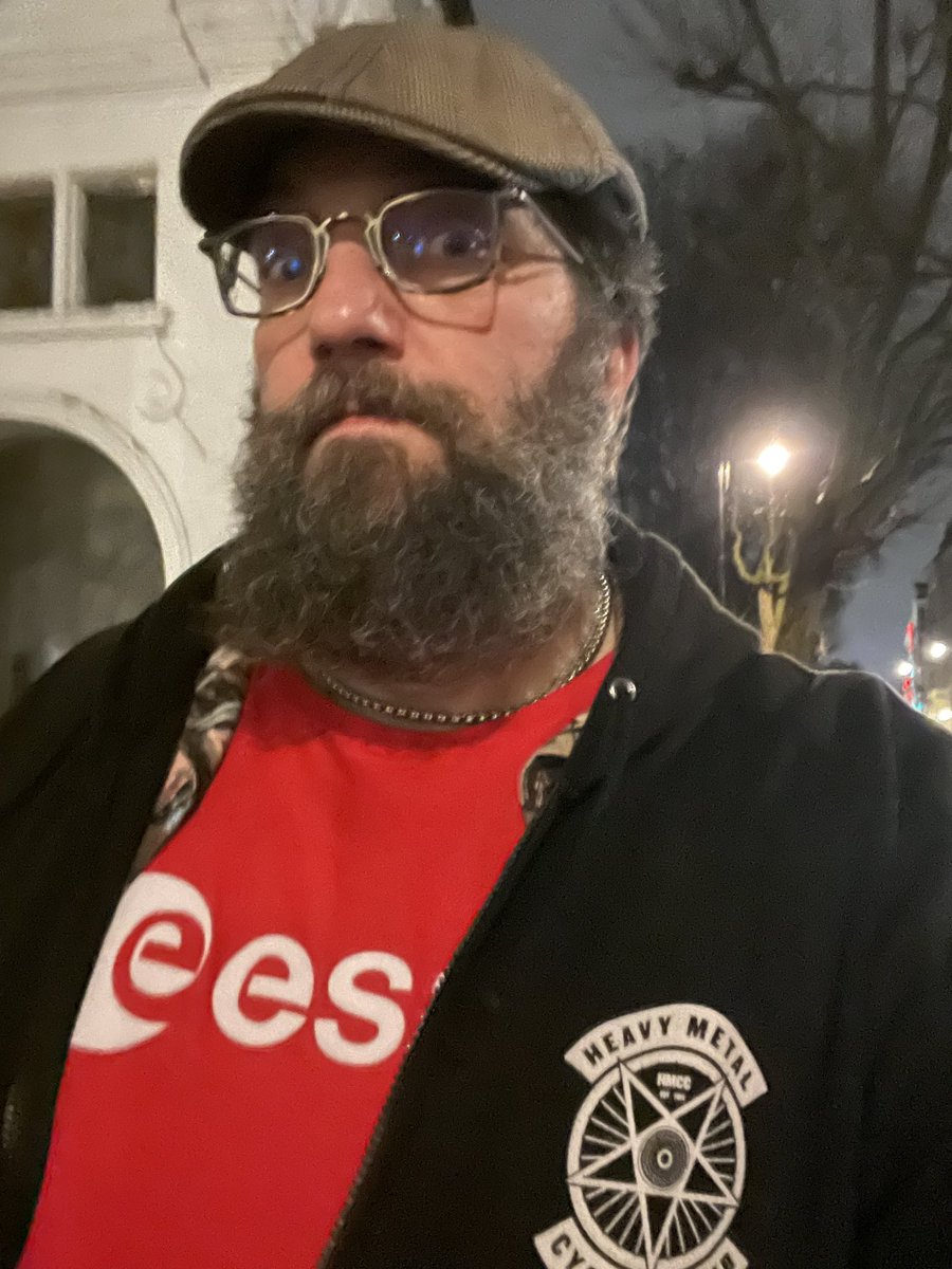 mggtTaylor's tweet photo. I made it to my hotel too! After an awesome London Space Plasma Meeting at @ImperialPhysics @imperialcollege. Thanks @martinarcher ! great to be back in the hood :) #SpacePlasma #ESAHeliophysics https://t.co/qvWDS9C6dU