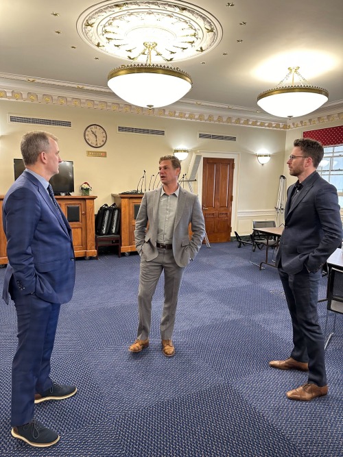 evans_armas's tweet photo. #ChrisEvans #markKassen #asp #astartingpoint https://t.co/iATMNuKmOD