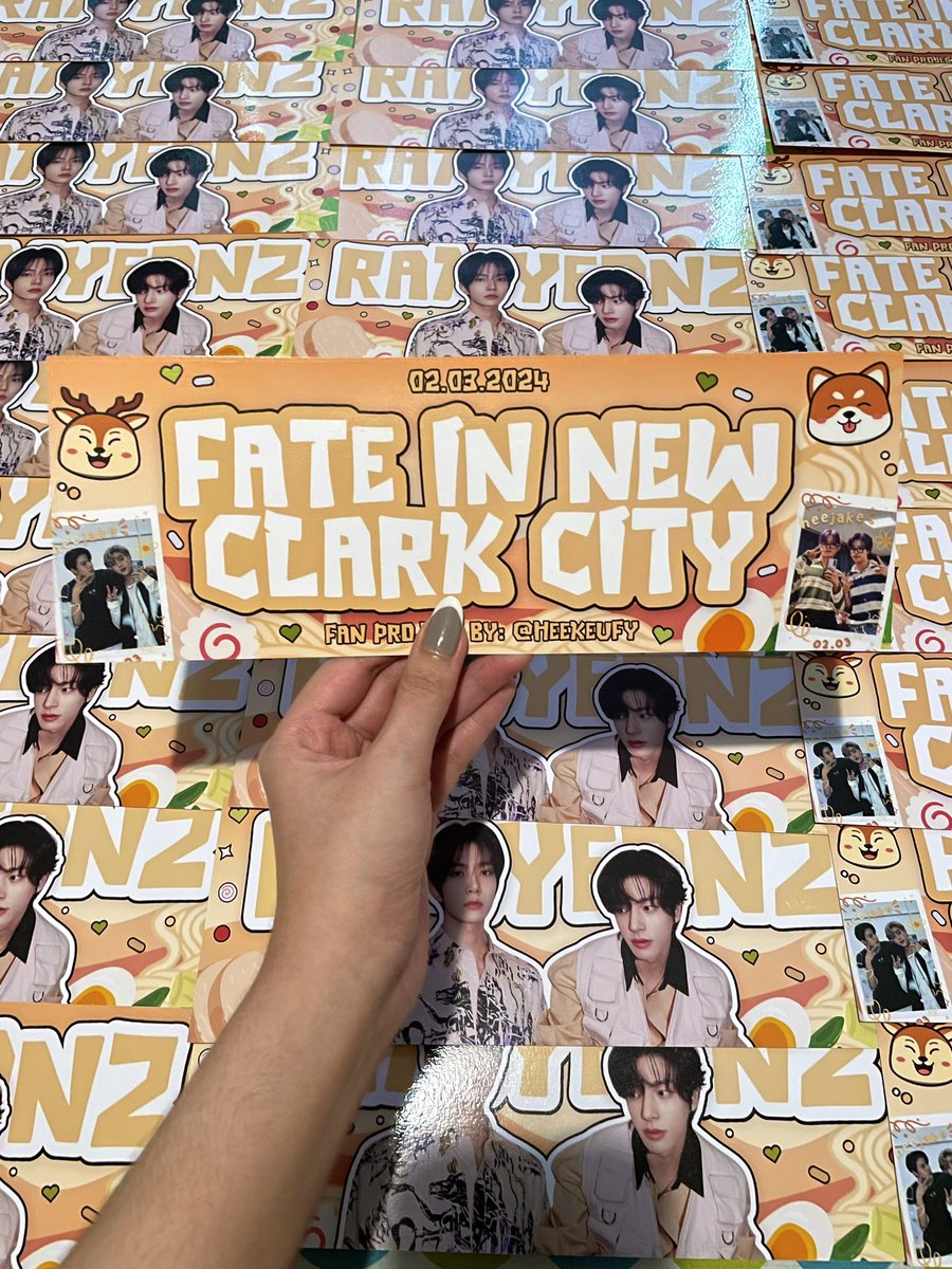 heekeufy's tweet photo. RAMYEONZ HAND BANNERS ARE HERE!!!! 🍜

can’t wait to give these away!!! 💗 

#FATE_IN_NEWCLARK_CITY https://t.co/CrqNODFQbT